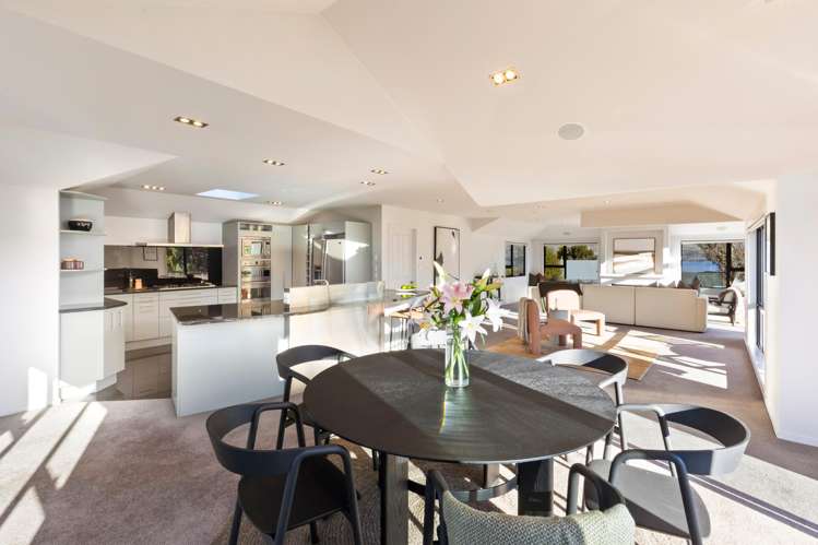 660 Peninsula Road Kelvin Heights_8