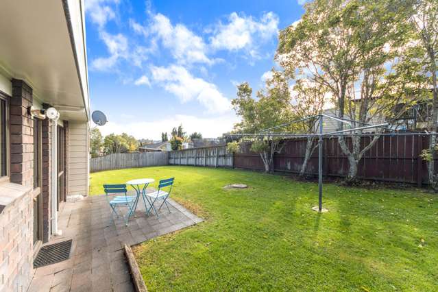 2/111 Sturges Road Henderson_2