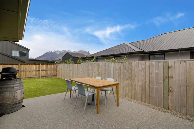 67 Bannister Street, Hanley's Farm Jacks Point_6