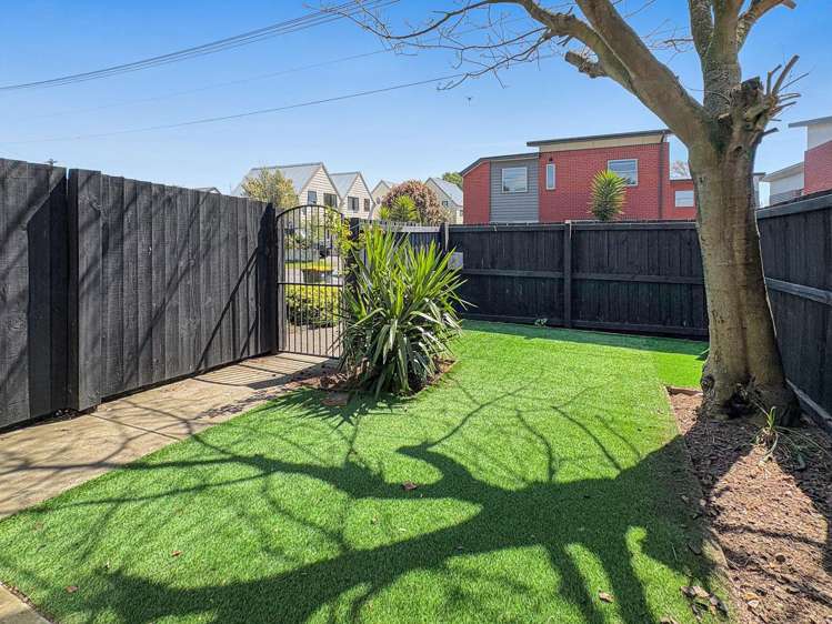 2/20 Rosewarne St Spreydon_10
