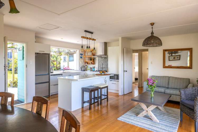 4 Mitchell Road Surfdale_4