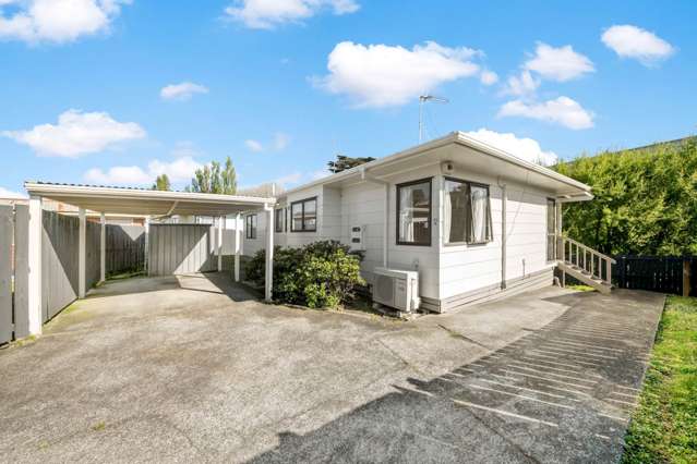 3 bedrooms in Mangere East