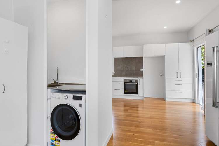 55 Chrystal Street Richmond_10