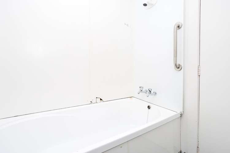 477 - 479A Yarrow Street Glengarry_10