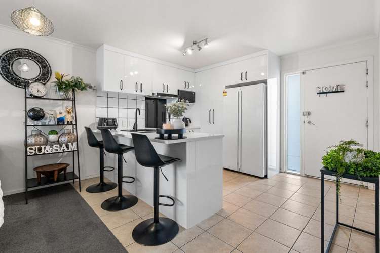 14/12A Tironui Station Road East Takanini_8