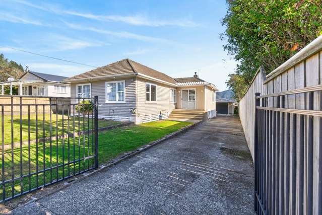 24 Castlerea Street Wainuiomata_1