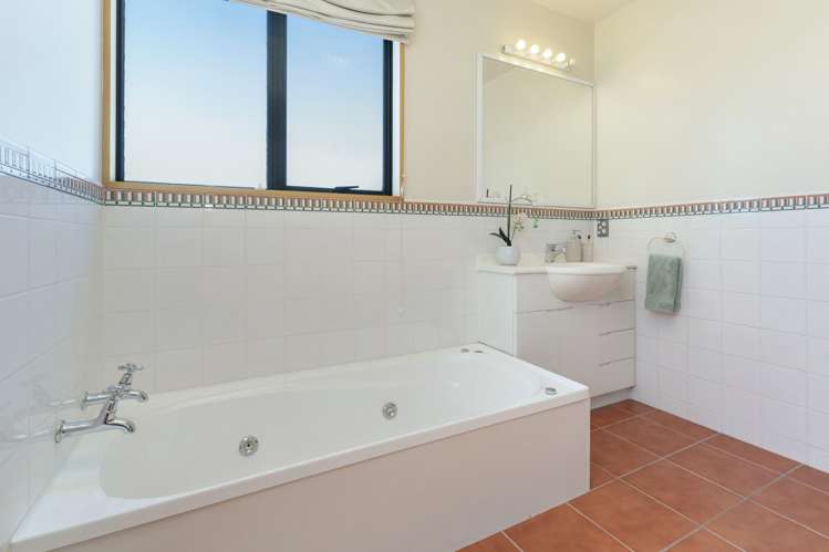 112 Winchester Street Merivale_22