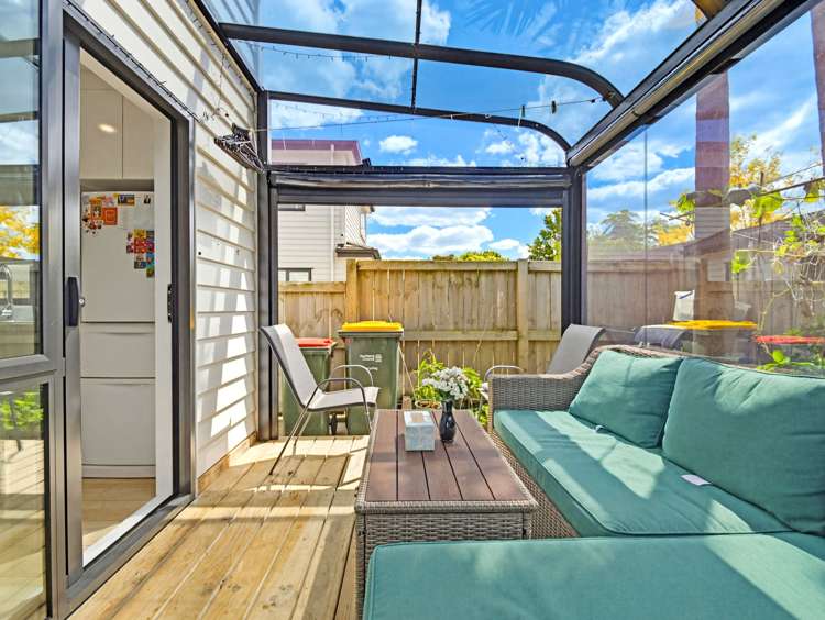 160D Hill Road The Gardens_12