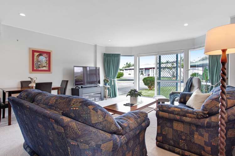 98B Lakeside Drive Orewa_3