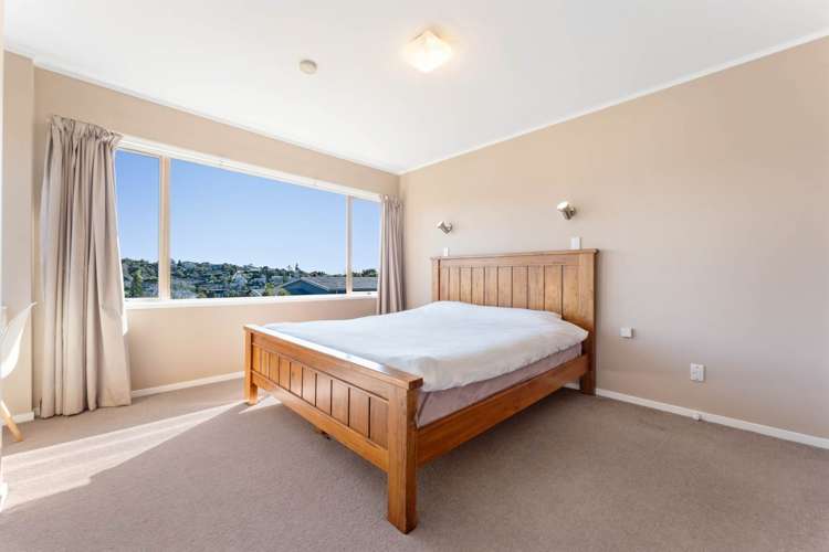 2/48 Mayfair Crescent Mairangi Bay_6
