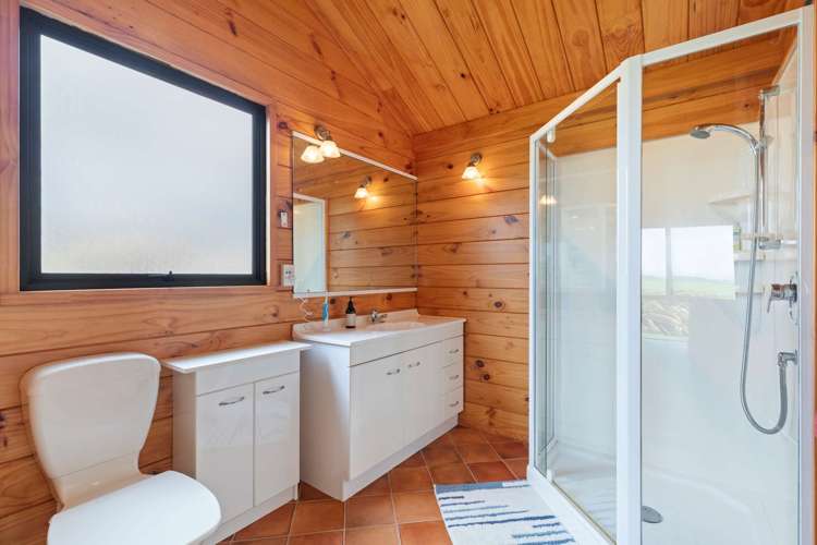 73 A Renall Road Pollok_13