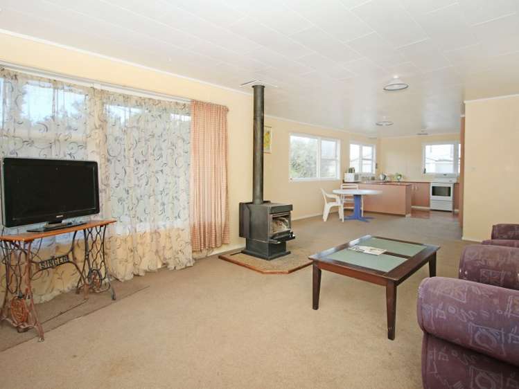 2110 State Highway 56 Longburn_10