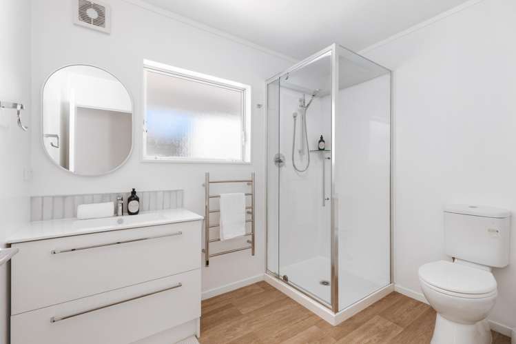 906 Papamoa Beach Road Papamoa_11