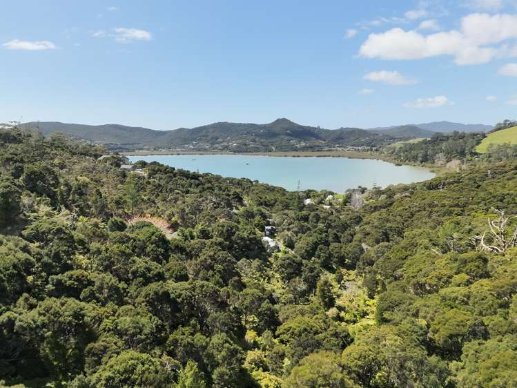 Te Wahapu Road_0