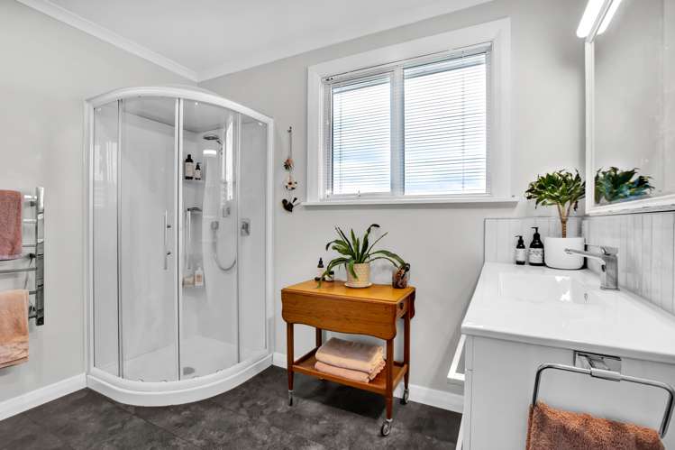 145 Johns Road Tariki_14