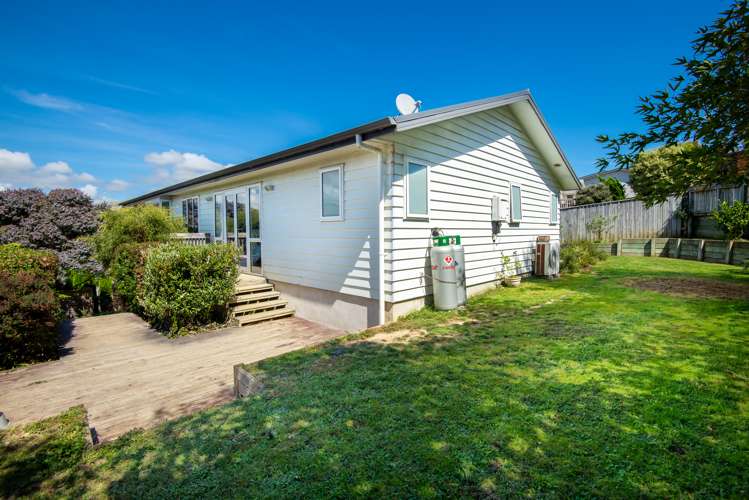 43 Tongariro Drive Aotea_17