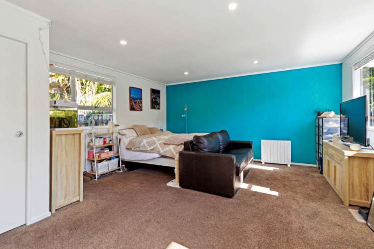 147 Glenvar Road Torbay_11