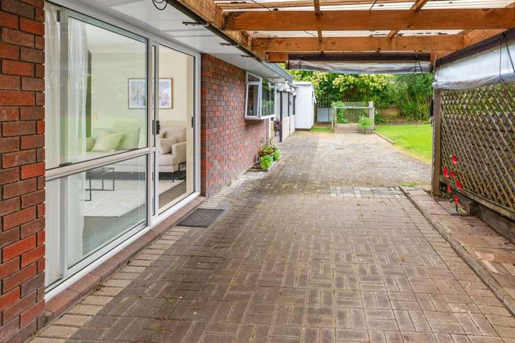 1 Claret Place Henderson_20