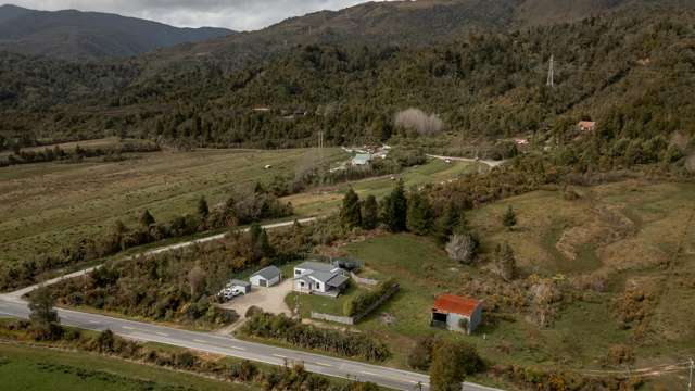 LIFESTYLE OPPORTUNITY FOR BUILDER/INVESTOR