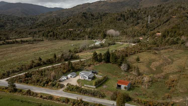 1244 Fairdown Road Waimangaroa_22