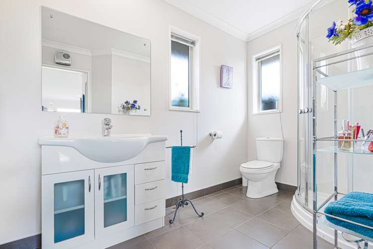 39 Longspur Avenue Wigram_28