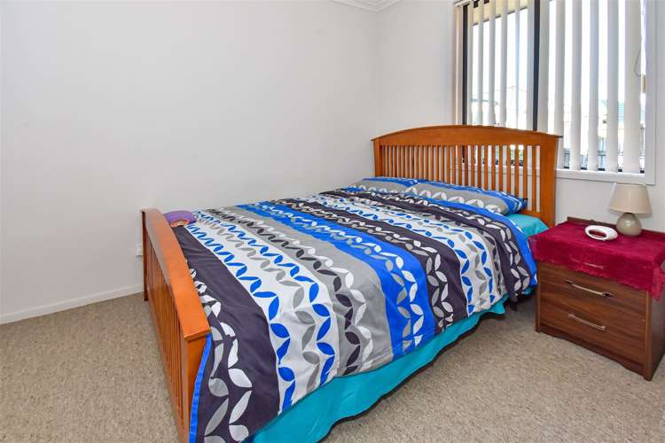 43 Cyclamen Road Mangere_6