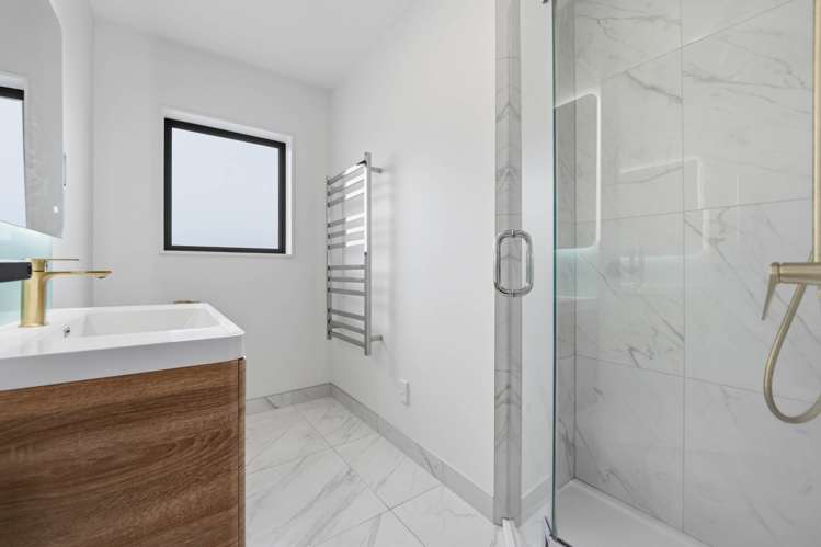 7C Holland Avenue Pt England_24