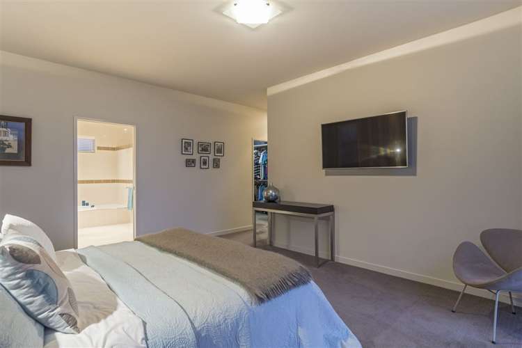 34 Holcombrooke Lane Welcome Bay_31