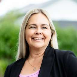 Kersna Claxton