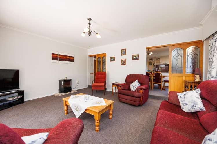 71 Fairview Avenue Feilding_24