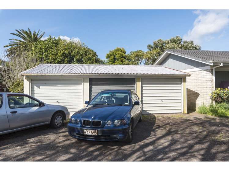 2/200 Te Atatu Road Te Atatu South_17