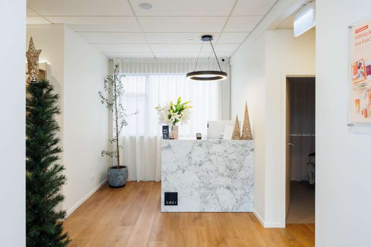 56-60 Queen Street Palmerston North_2