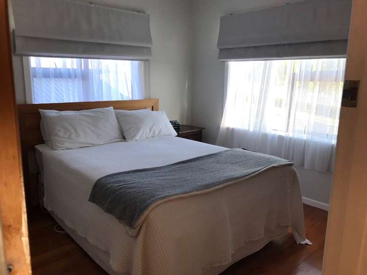 77 Churchill Road Cockle Bay_10