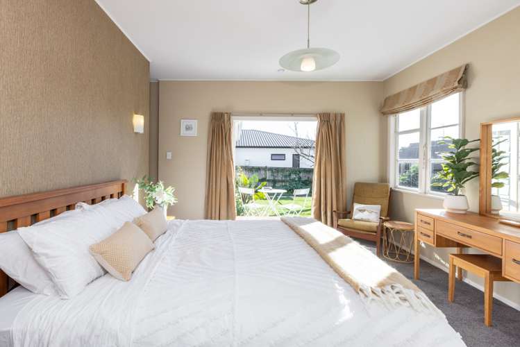 235 Georges Drive Napier South_11