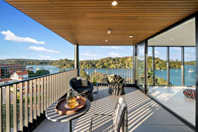 501/45 Hudson Bay Road Hobsonville_2