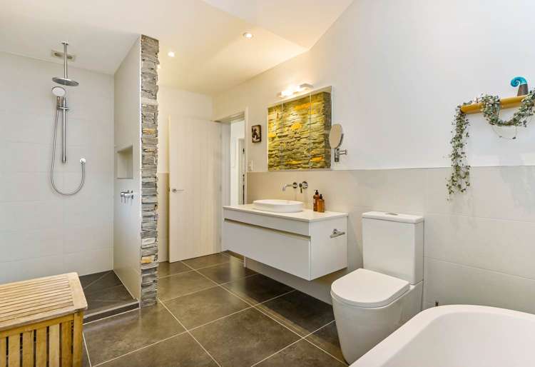 14 The Anchorage Sunnyhills_19