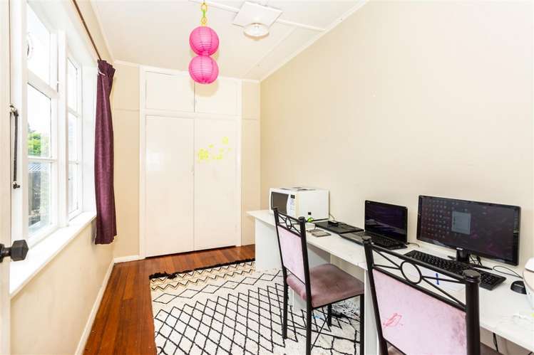 15 Dickson Crescent Hornby_8