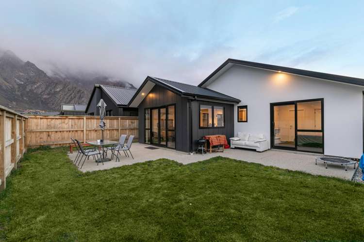 39 Woolshed Road, Hanley's Farm Jacks Point_17
