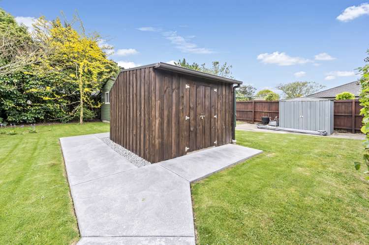 6 Armil Place Lincoln_25