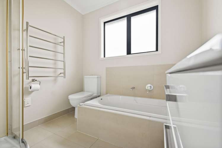 53 Maylee Crescent Gulf Harbour_17