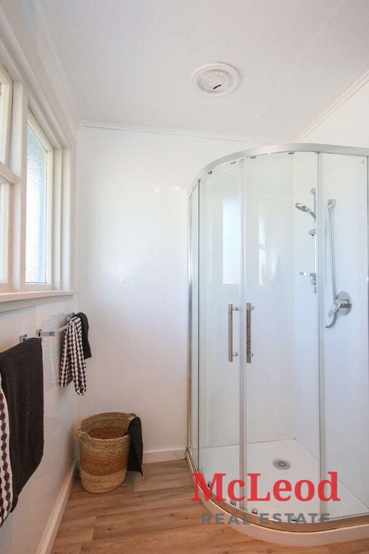 112 Creek Road Allenton_14