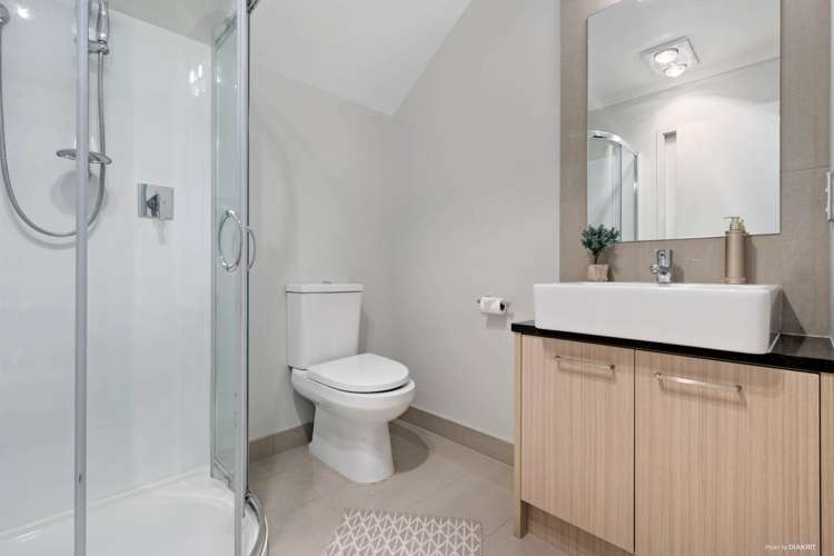 23 Hirimate Place Flat Bush_19