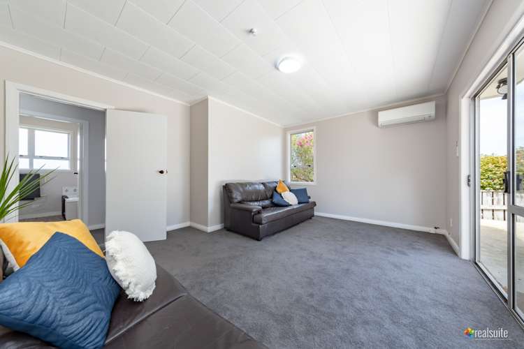 114 Te Pene Avenue Titahi Bay_5