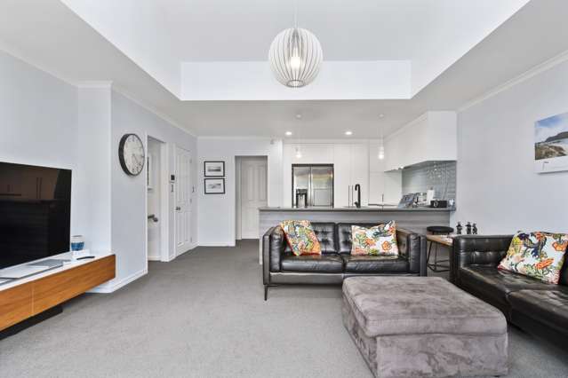 2/8 Victoria Road Mount Maunganui_4