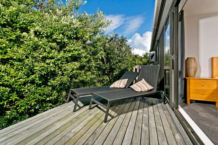 2/13 Arahia Street Northcote_9