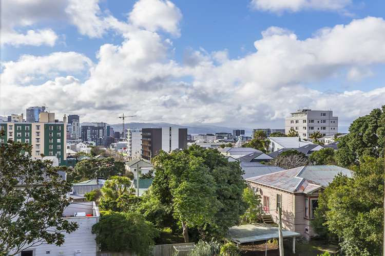 41 Nairn Street Mount Cook_2