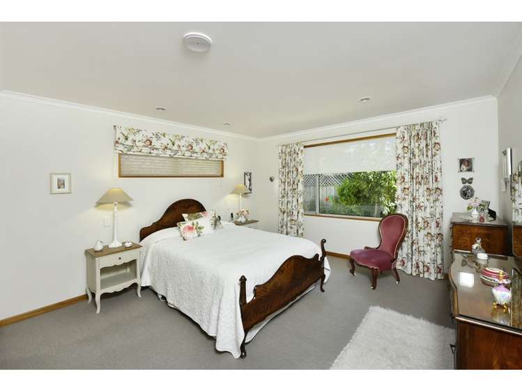 5 Romano Way The Wood_7