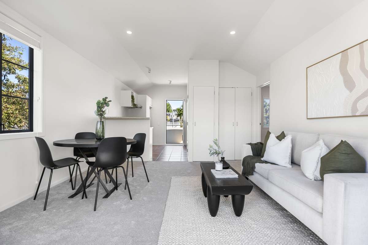 10/5 Carolina Place_3