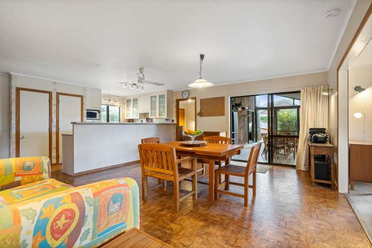 1 Britannia Dell Pauanui_8