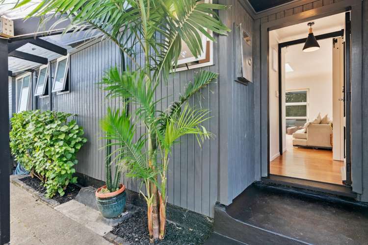 46 Molesworth Place Mangere_17